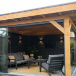 Overkapping met glazen schuifwanden 400x400cm type 'Ruud'