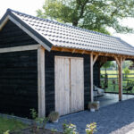 Douglas zadeldak met schuur 1000x400cm Gent