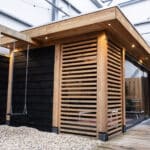 Type Nikki vanaf de zijkant